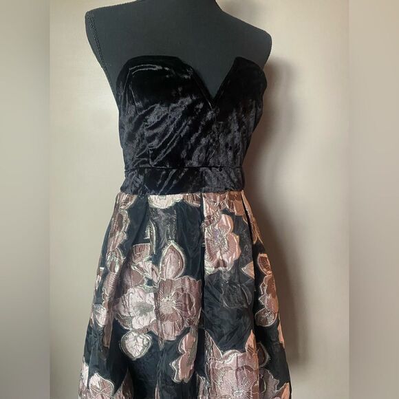 VENUS Strapless High-low Mini Dress velvet Floral Tulle homecoming Sz 14 NWT - Picture 15 of 16
